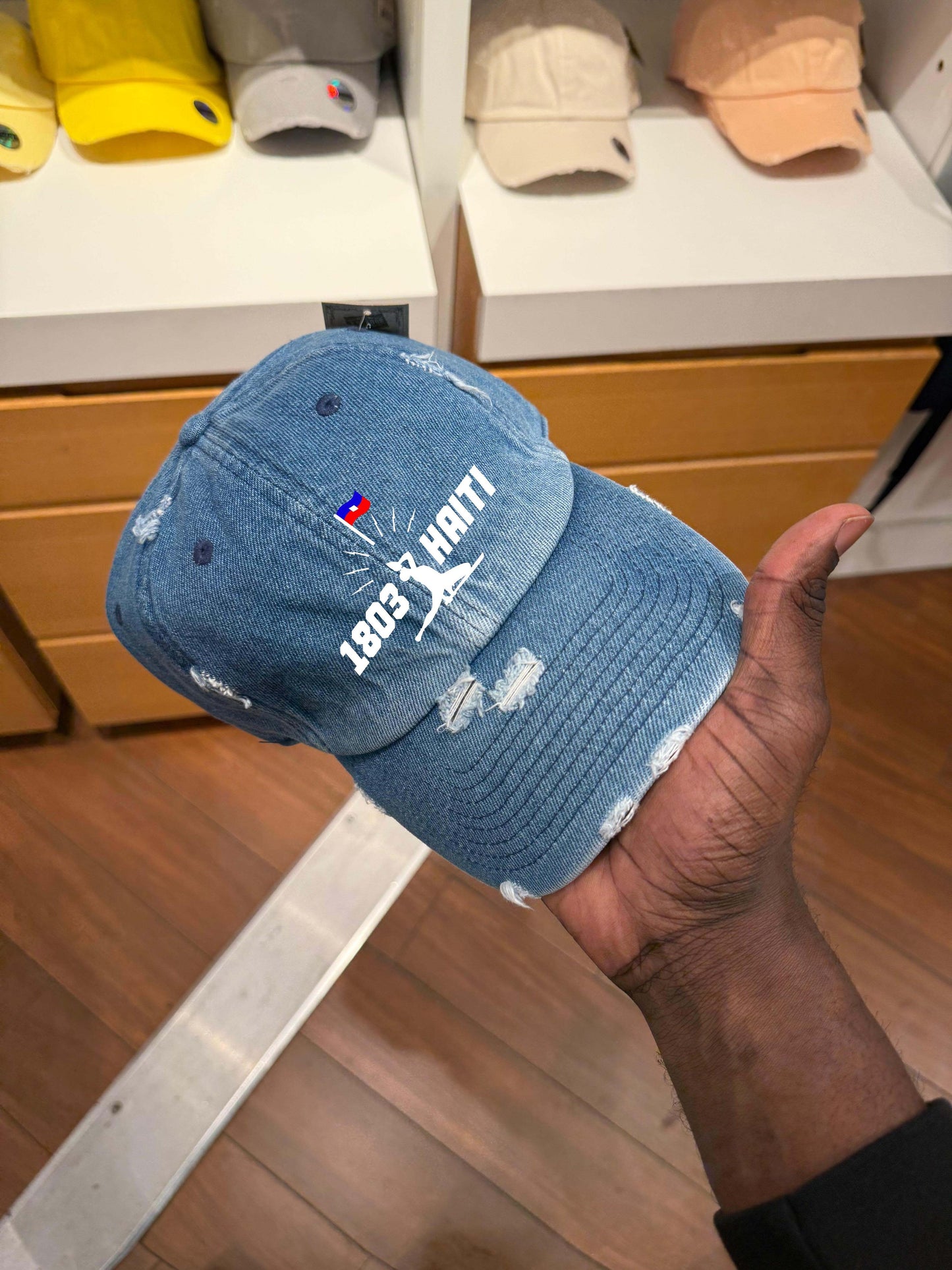 CAP 1803 Haiti NEG MAWON Unisex