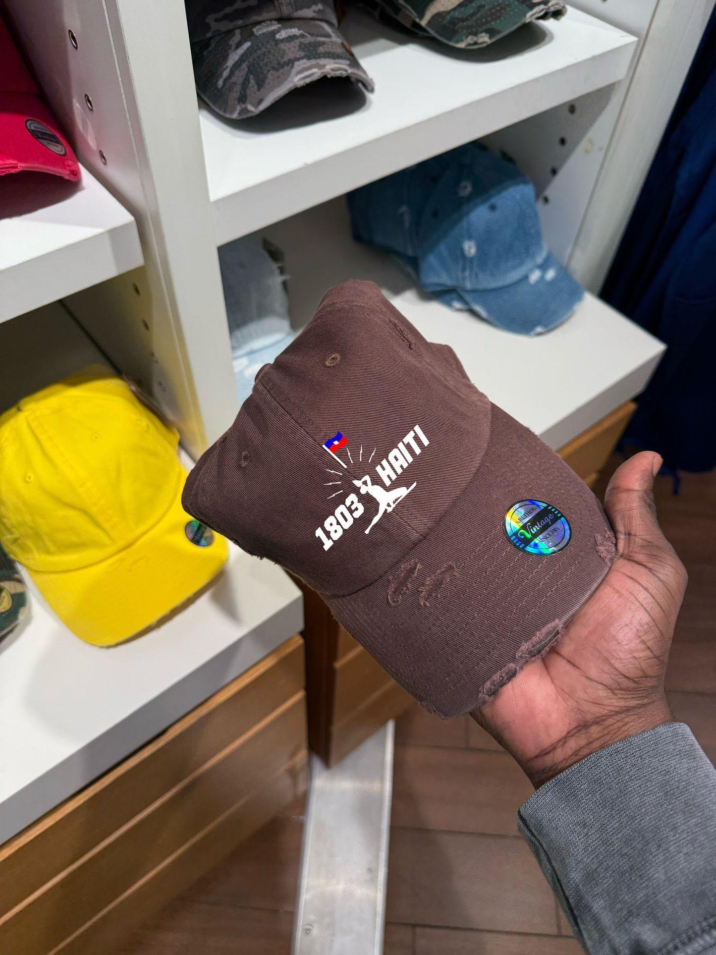 CAP 1803 Haiti NEG MAWON Unisex