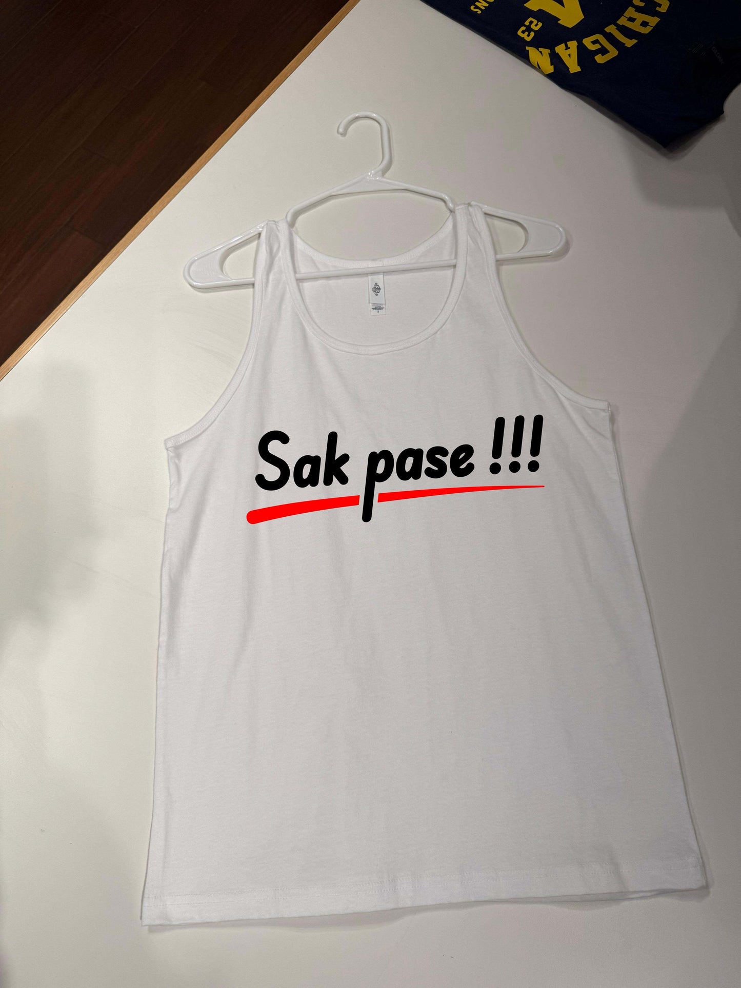 Sak Pase! tank top
