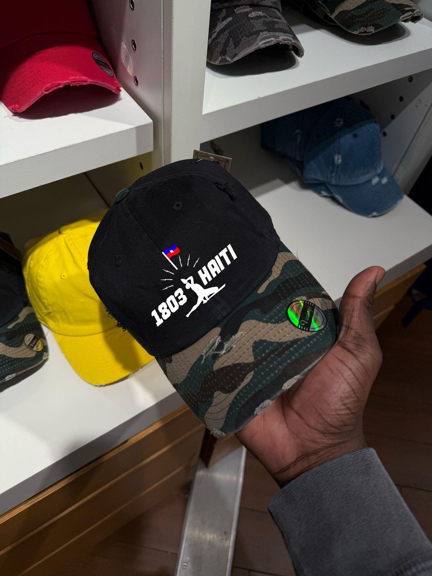 CAP 1803 Haiti NEG MAWON Unisex