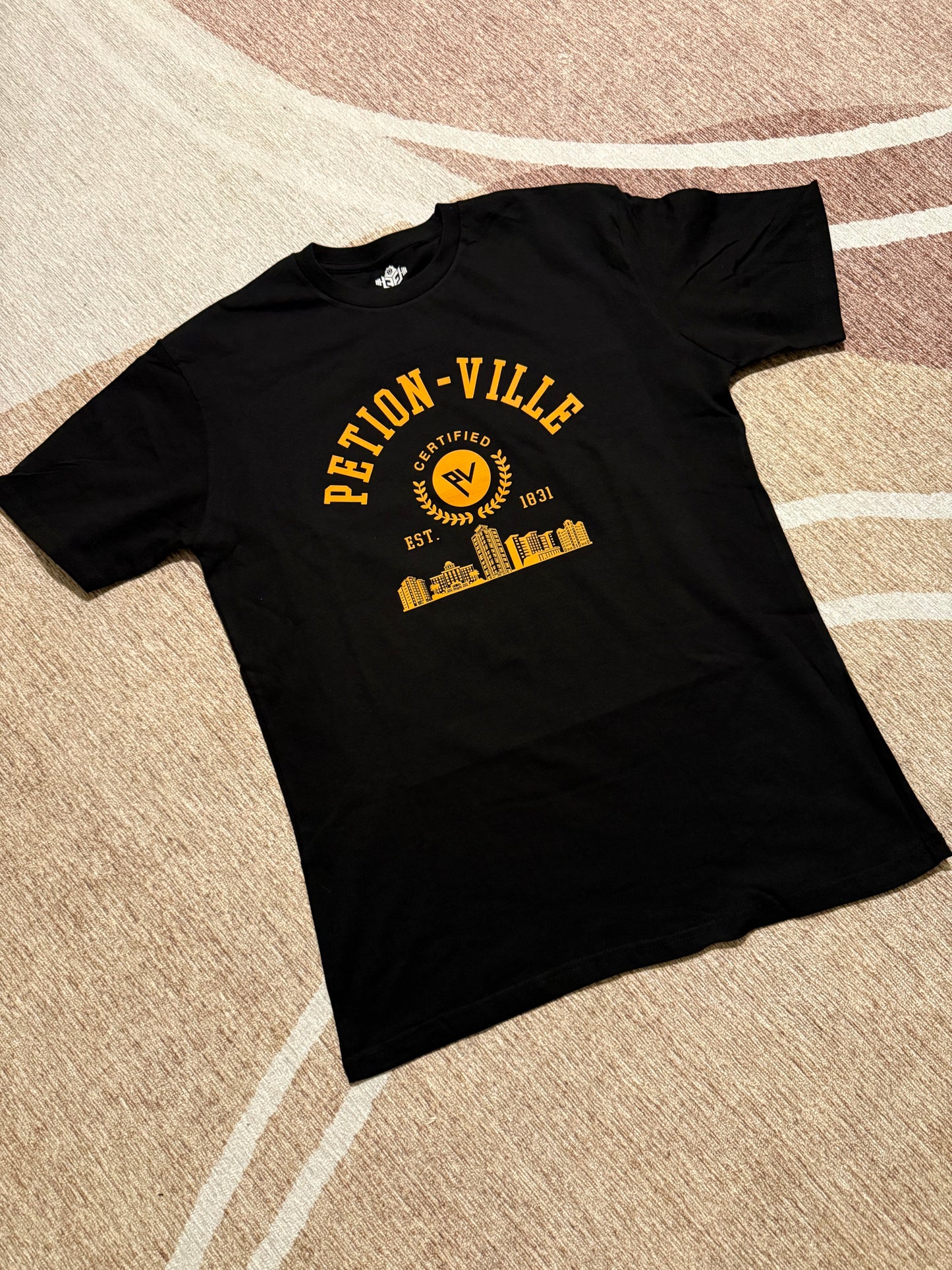 Unisex T-Shirt PETION-VILLE, PV T-Shirt Unisex
