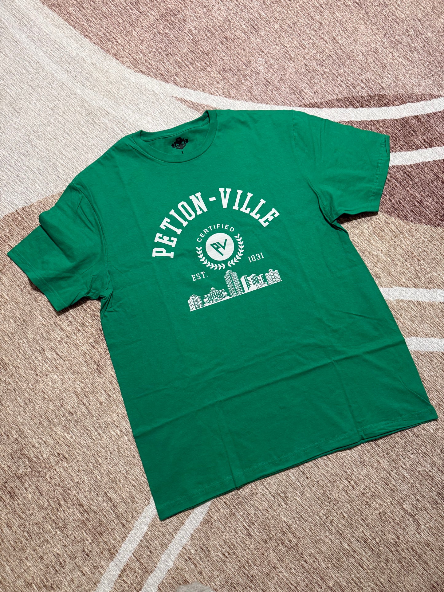 Unisex T-Shirt PETION-VILLE, PV T-Shirt Unisex
