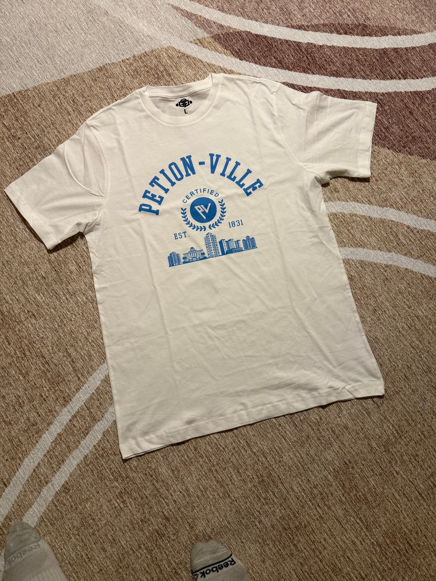 Unisex T-Shirt PETION-VILLE, PV T-Shirt Unisex