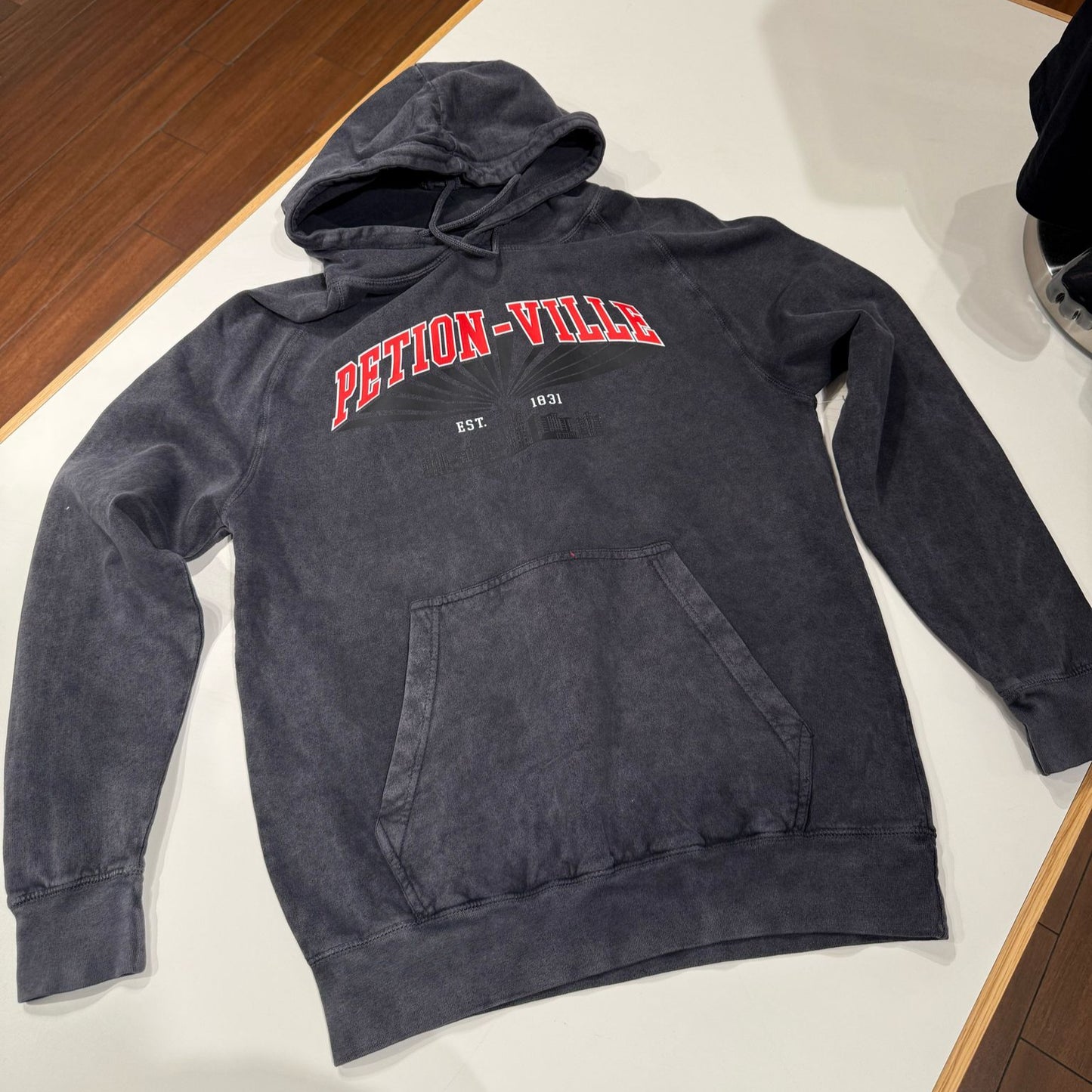 Hoodie "Petion-ville" EST-1831 Unisex Hoodie grey
